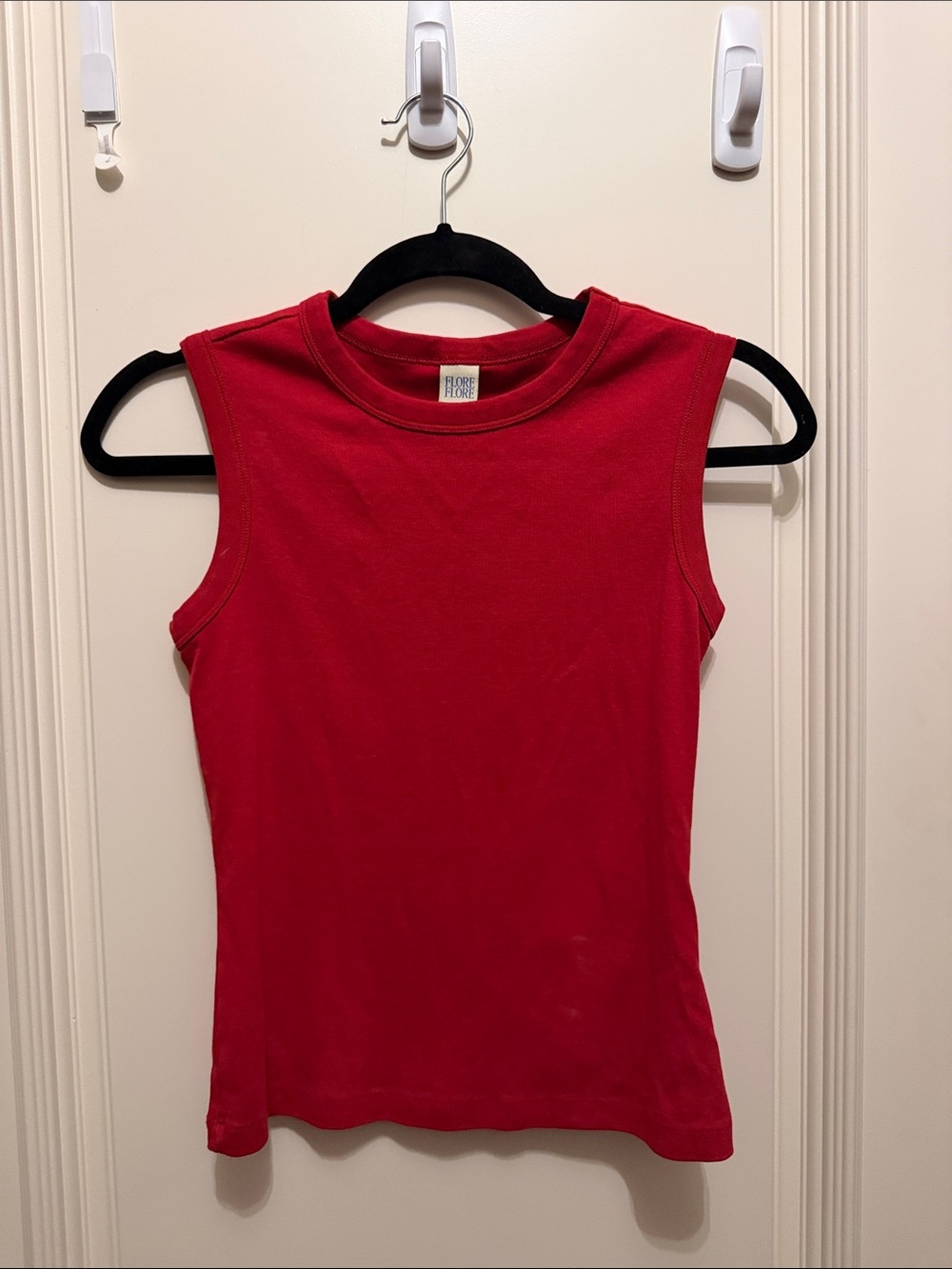 Sleeveless Red Crewneck Tank Top by Fiore Fiore